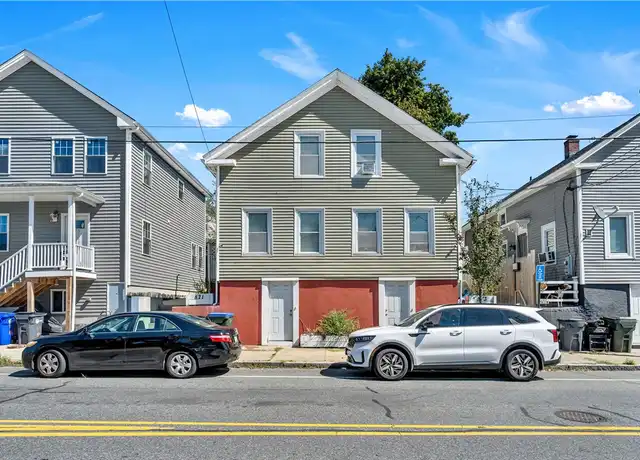 Property at 871 Manton Ave Unit 1, Providence, RI, 02909, 3 beds, 1.5 baths, [object Object]