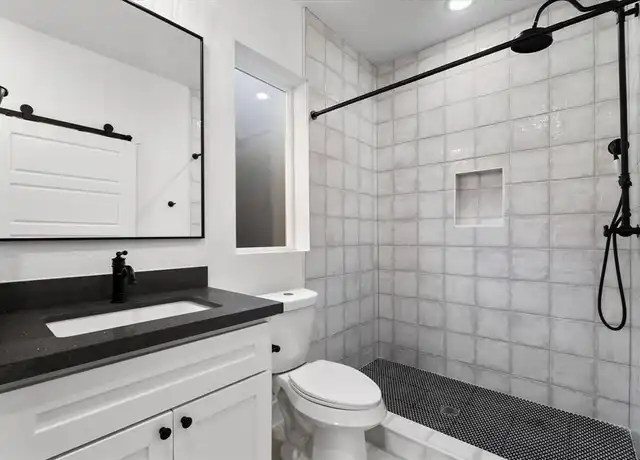 Property at 231 S Broadway St, La Porte, TX, 77571, 3 beds, 2.5 baths, [object Object]