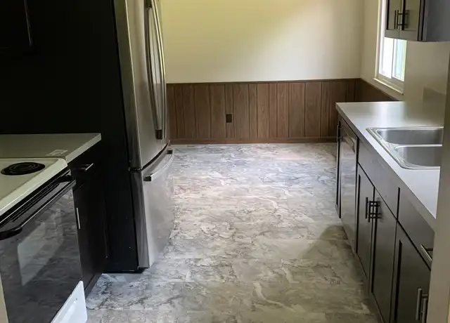 Property at 2458 Spade Rd Unit 2458, Uniontown, OH, 44685, 3 beds, 1.5 baths, [object Object]
