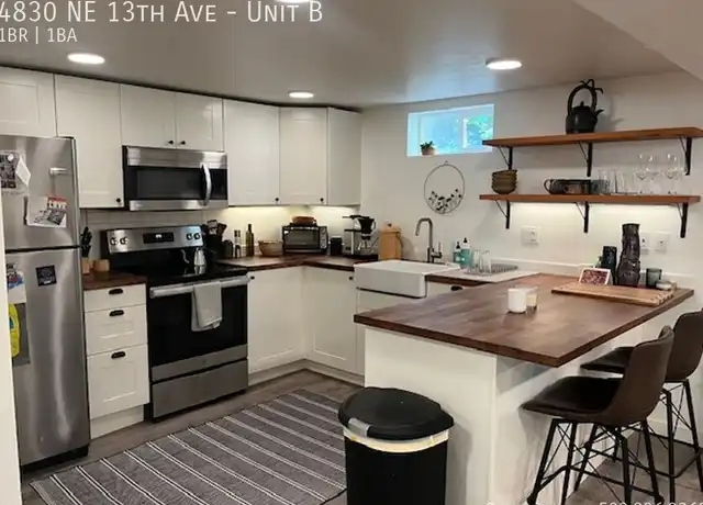 Property at 4830 NE 13th Ave Unit B, Portland, OR, 97211, 1 bed, 1 bath, [object Object]