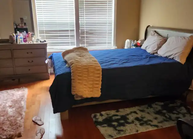 Property at 825 Hidden Marsh St, Gaithersburg, MD, 20877, 1 bed, 1 bath, [object Object]