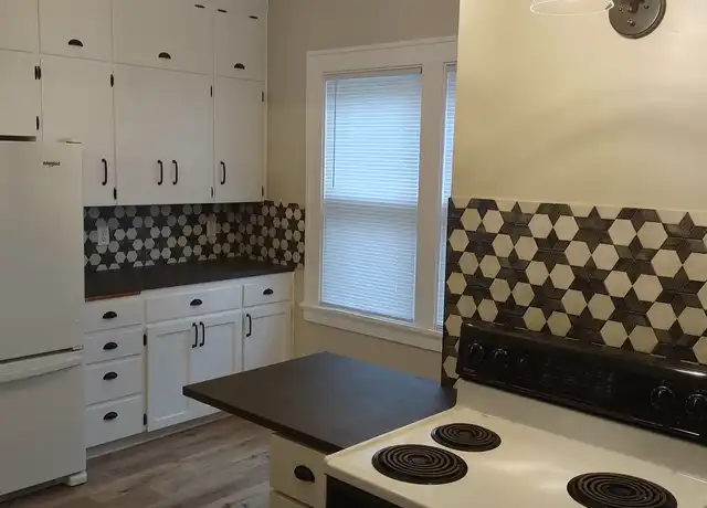 Property at 703 Saint Olaf Ave, Northfield, MN, 55057, 4 beds, 2.5 baths, [object Object]