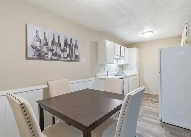 Property at 207 N Hickory St Unit 101, Sapulpa, OK, 74066, 1 bed, 1 bath, [object Object]