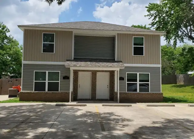 Property at 1711 Jackson St, Fort Smith, AR, 72901, 2 beds, 1.5 baths, [object Object]