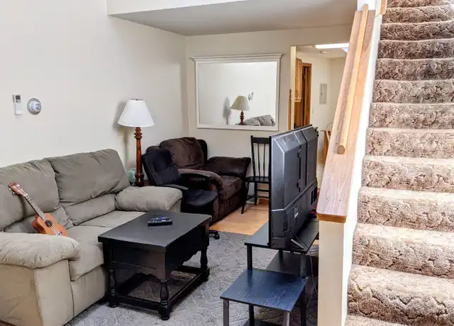 Property at 11 Clinton Ave Apt 4, Cortland, NY, 13045, 2 beds, 1 bath, [object Object]
