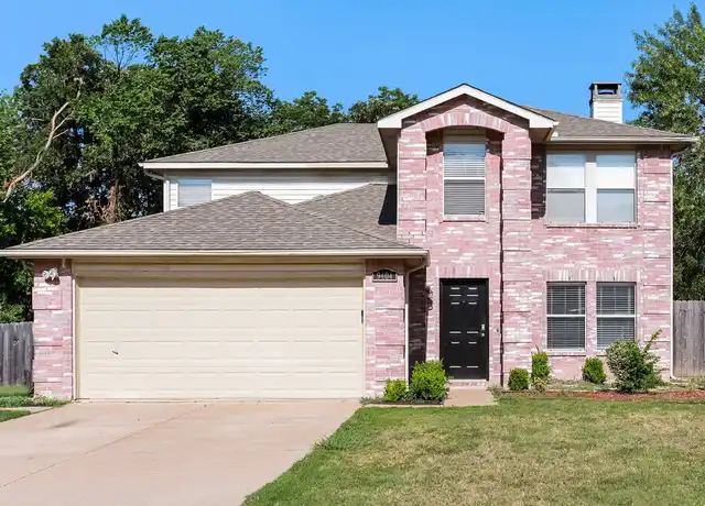 Property at 9404 Glen Falls Ln, Denton, TX, 76210, 4 beds, 2 baths, [object Object]