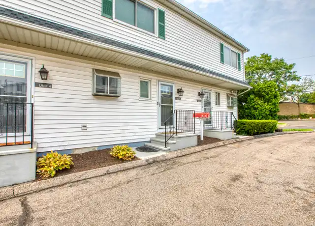 Property at 199 Wardwell St #3, Stamford, CT, 06902, 2 beds, 1.5 baths, [object Object]