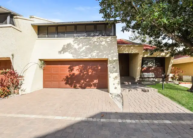 Property at 25 Casarena Ct, Winter Haven, FL, 33881, 3 beds, 3 baths, [object Object]