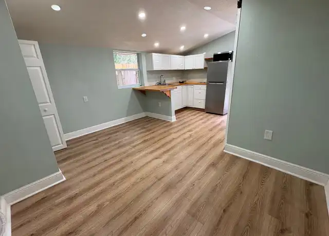 Property at 11244 Fern Dr, Leesburg, FL, 34788, 0 beds, 1 bath, [object Object]