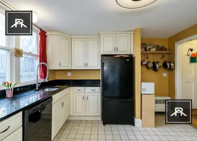 Property at 19 Kinross Rd, Boston, MA, 02135, 3 beds, 1.5 baths, [object Object]