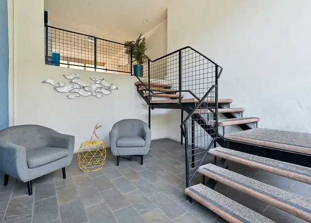 Property at 123 California Ave, Santa Monica, CA, 90403, 1-3 bed, 1-2 bath, [object Object]
