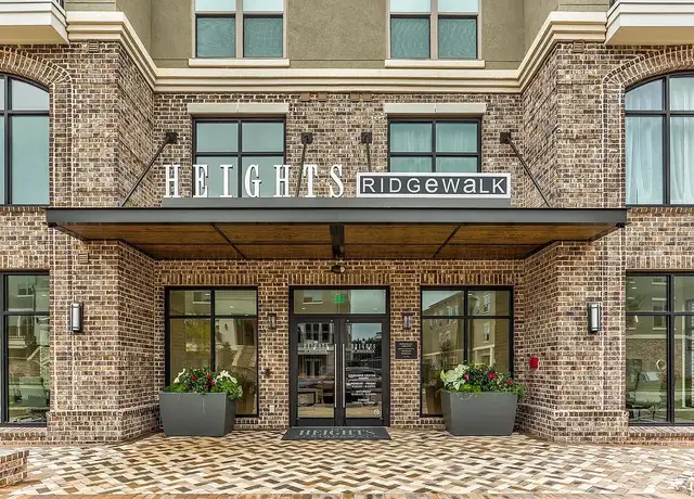 Photo of 1003 Ridgewalk Pkwy, Woodstock, GA 30188