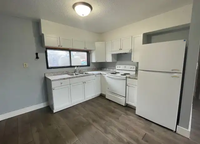 Property at 375 3rd Ave Unit 2, Ferguson, IA, 50078, 2 beds, 1 bath, [object Object]