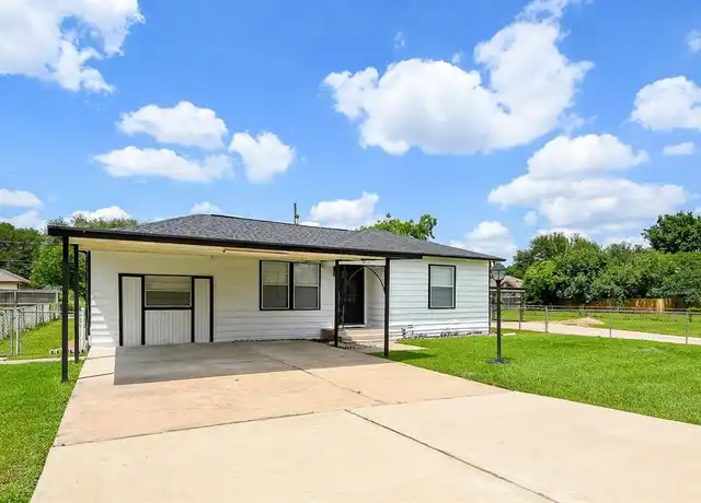 Property at 3017 Barberry Dr, Houston, TX, 77051, 4 beds, 2 baths, [object Object]