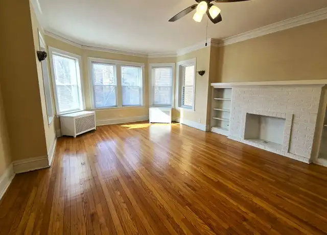 Property at 4021 N Mozart St Unit 3N, Chicago, IL, 60618, 2 beds, 1 bath, [object Object]