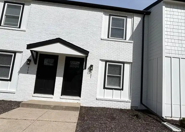Property at 807 Lindenwood Dr S, South Bend, IN, 46637, 2 beds, 1.5 baths, [object Object]