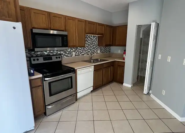 Property at 17531 Cherry Ridge Ln, Fort Myers, FL, 33967, 3 beds, 2.5 baths, [object Object]