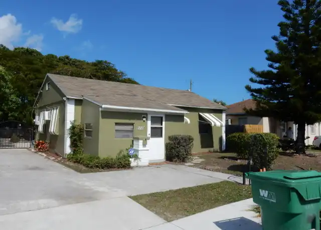 Property at 538 W 3rd St, Riviera Beach, FL, 33404, 2 beds, 1 bath, [object Object]