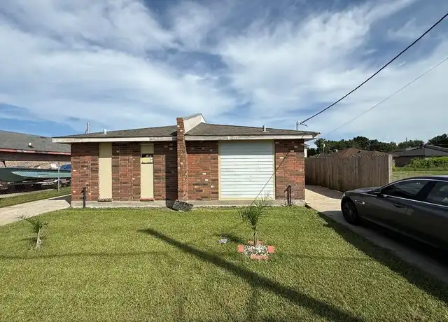 Property at 2925 Daniel Dr, Violet, LA, 70092, 3 beds, 2 baths, [object Object]