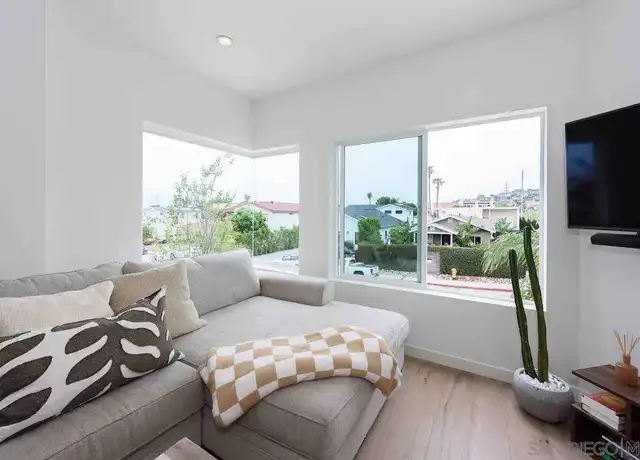 Property at 3148 Emerson St, San Diego, CA, 92106, 2 beds, 2.5 baths, [object Object]