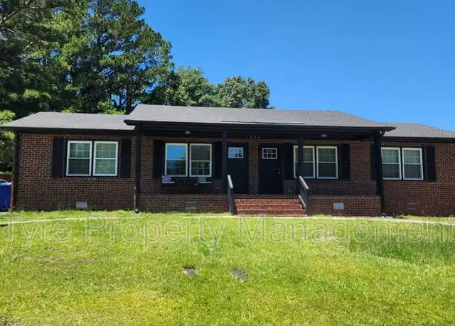Property at 1008 Brownlea Dr, Greenville, NC, 27858, 2 beds, 1 bath, [object Object]