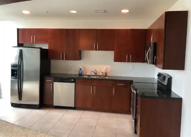 Property at 300 S Australian Ave, West Palm Beach, FL, 33401, 1 bed, 1 bath, [object Object]