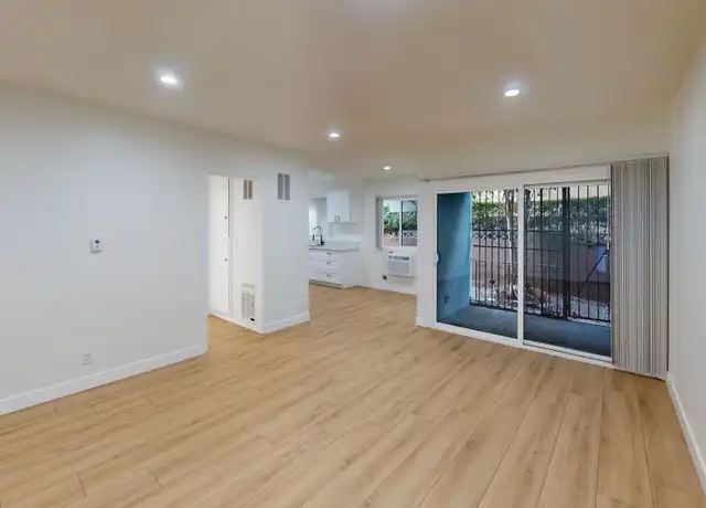 Property at 12159 Magnolia Blvd Unit 7, Valley Village, CA, 91607, 1 bed, 1 bath, [object Object]