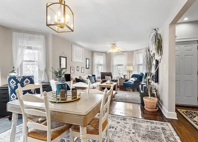 Property at 154 Fellsway W #3, Medford, MA, 02155, 3 beds, 2 baths, [object Object]