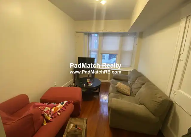 Property at 208 Winthrop Rd Unit B1, Brookline, MA, 02445, 3 beds, 1 bath, [object Object]