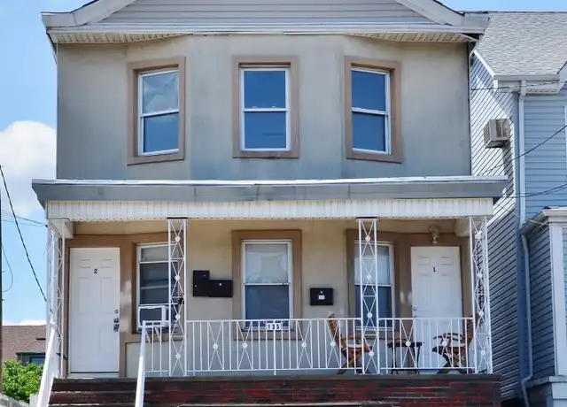 Property at 135 Lord Ave, Bayonne, NJ, 07002, 3 beds, 1 bath, [object Object]