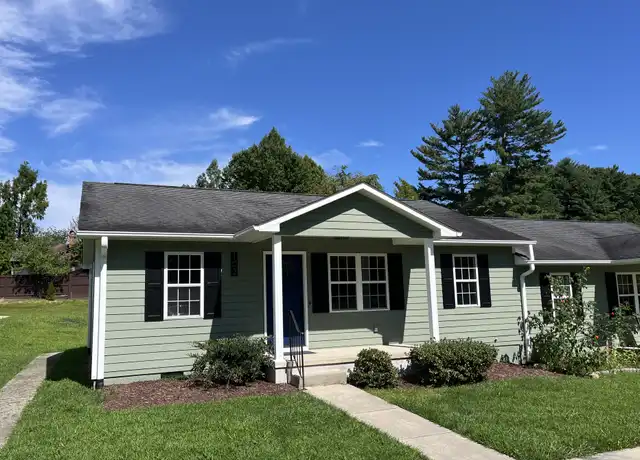 Property at 102 S Justice St, Hendersonville, NC, 28739, 2 beds, 2 baths, [object Object]