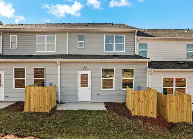 Photo of 1150 Hunter Trl, Acworth, GA 30102