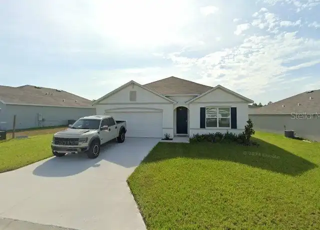 Property at 52 Hickory Course Ln, Ocala, FL, 34472, 4 beds, 2 baths, [object Object]