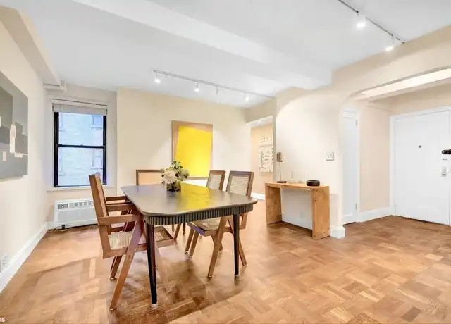 Property at 226 E 12th St Unit 4A, New York, NY, 10003, 2 beds, 1 bath, [object Object]