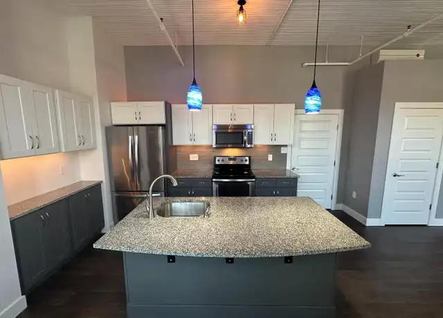 Property at 820 W Market St Unit 2A, Perkasie, PA, 18944, 1 bed, 1 bath, [object Object]