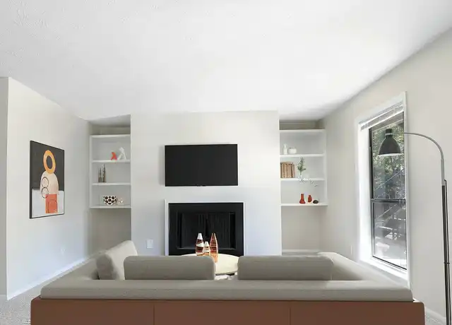 Property at Silver Creek - 1776 Summit Forest Dr, Marietta, GA, 30068, 1-2 bed, 1-2 bath, [object Object]