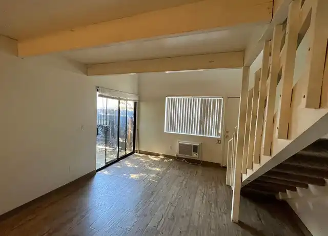 Property at Baywood Apartments - 5250 Belle Ter, Bakersfield, CA, 93309, 0 beds, 1 bath, [object Object]