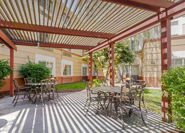 Photo of 4555 Chabot Dr, Pleasanton, CA 94588
