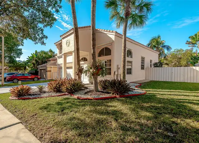 Property at 2188 NW 158th Ave, Pembroke Pines, FL, 33028, 3 beds, 3 baths, [object Object]
