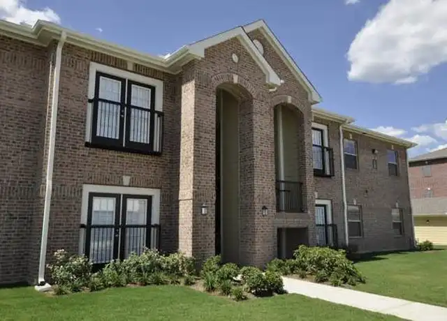 Property at 2455 N Frazier St Unit c4, Conroe, TX, 77303, 2 beds, 1 bath, [object Object]