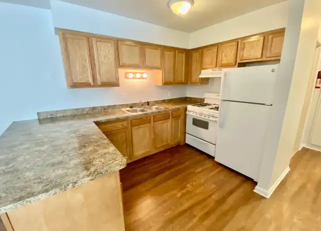 Property at 1573 S Congress St Unit 20, Ypsilanti, MI, 48197, 2 beds, 1 bath, [object Object]