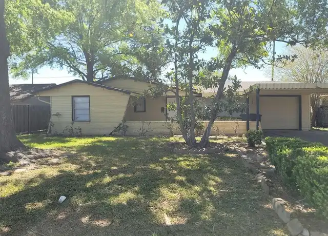 Property at 5934 Ridgeway Dr, Houston, TX, 77033, 3 beds, 2 baths, [object Object]