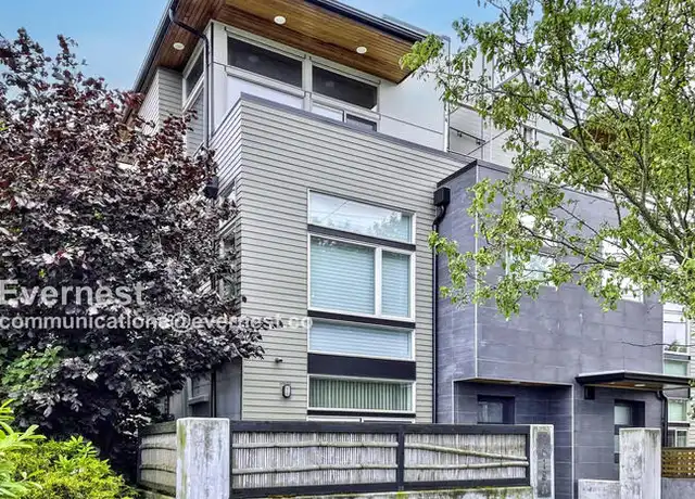Property at 2618 Eastlake Ave E Unit B, Seattle, WA, 98102, 3 beds, 2.5 baths, [object Object]