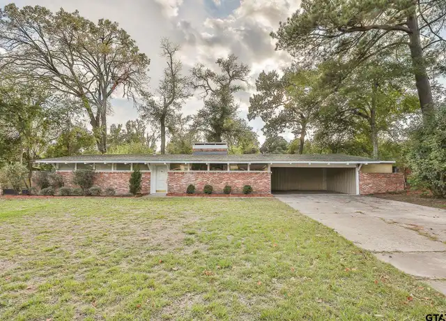 Property at 3215 Fernwood Dr, Tyler, TX, 75701, 3 beds, 3 baths, [object Object]
