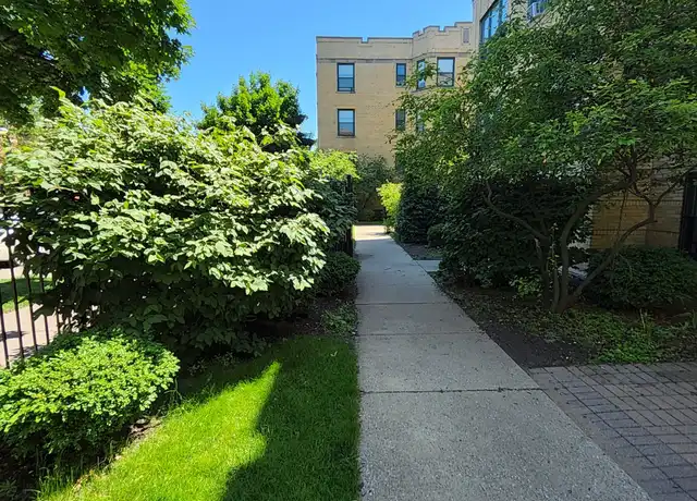 Property at 6800 S Dorchester Ave Unit 3, Chicago, IL, 60637, 3 beds, 1 bath, [object Object]