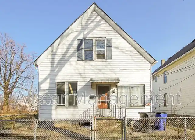 Property at 1101 E 66th St Unit 2, Cleveland, OH, 44103, 2 beds, 1 bath, [object Object]