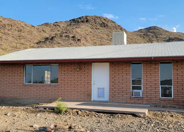 Property at 12800 S 43rd Ave, Laveen, AZ, 85339, 2 beds, 1 bath, [object Object]