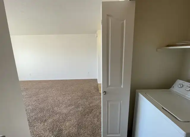 Property at 2921 W Marbeth Ct, Meridian, ID, 83642, 3 beds, 2 baths, [object Object]