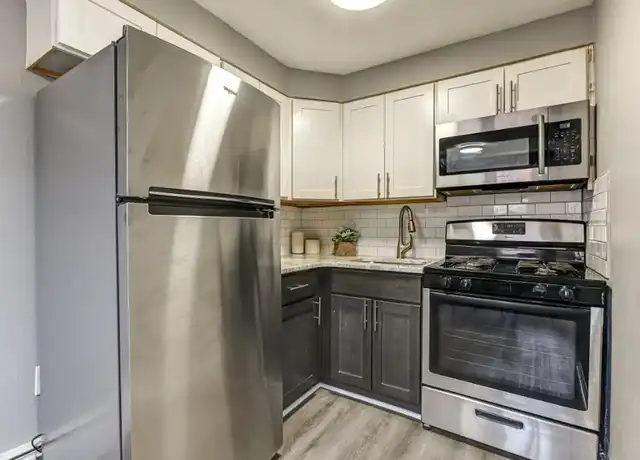 Property at Cedar Court apartments - 831 Cedar Ave, Bensalem, PA, 19020, 1-2 bed, 1 bath, [object Object]