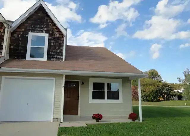 Property at 6 Wedgefield Ct, New Castle, DE, 19720, 3 beds, 2.5 baths, [object Object]